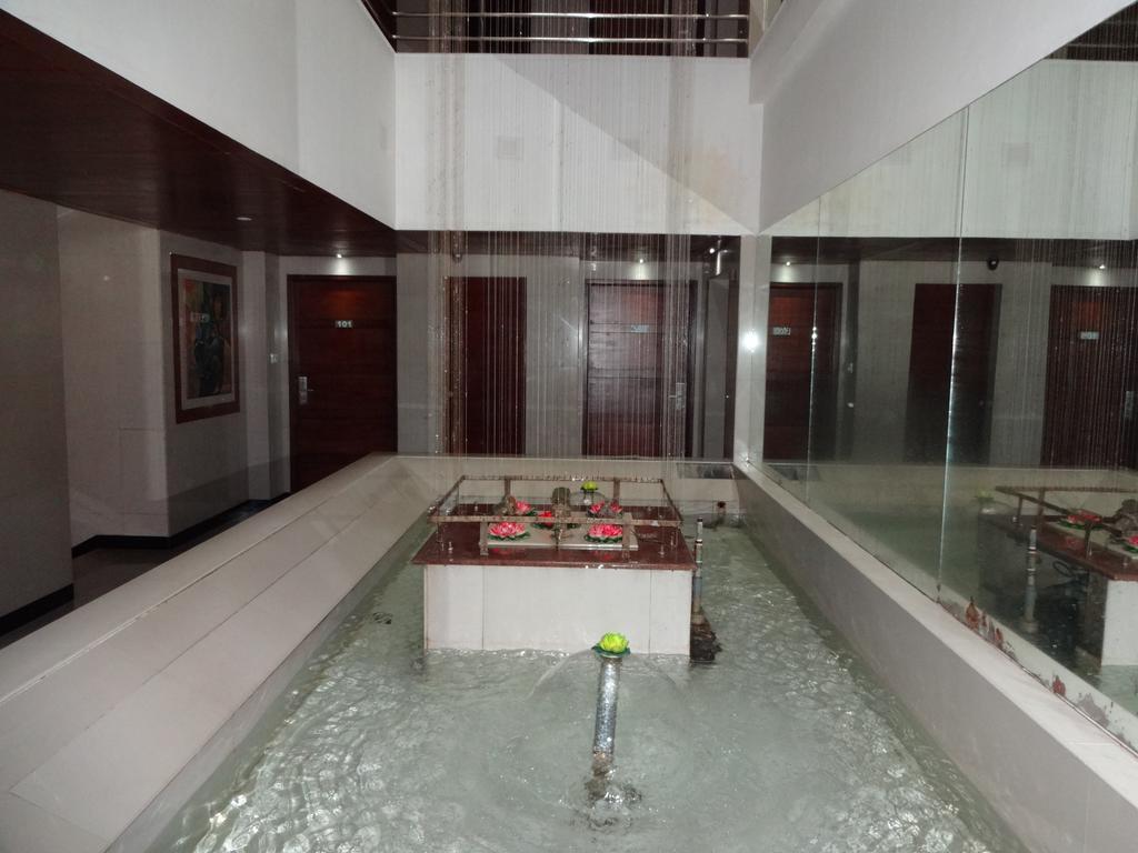 Lotus Comfort - A Pondy Hotel Pondicherry Exterior foto